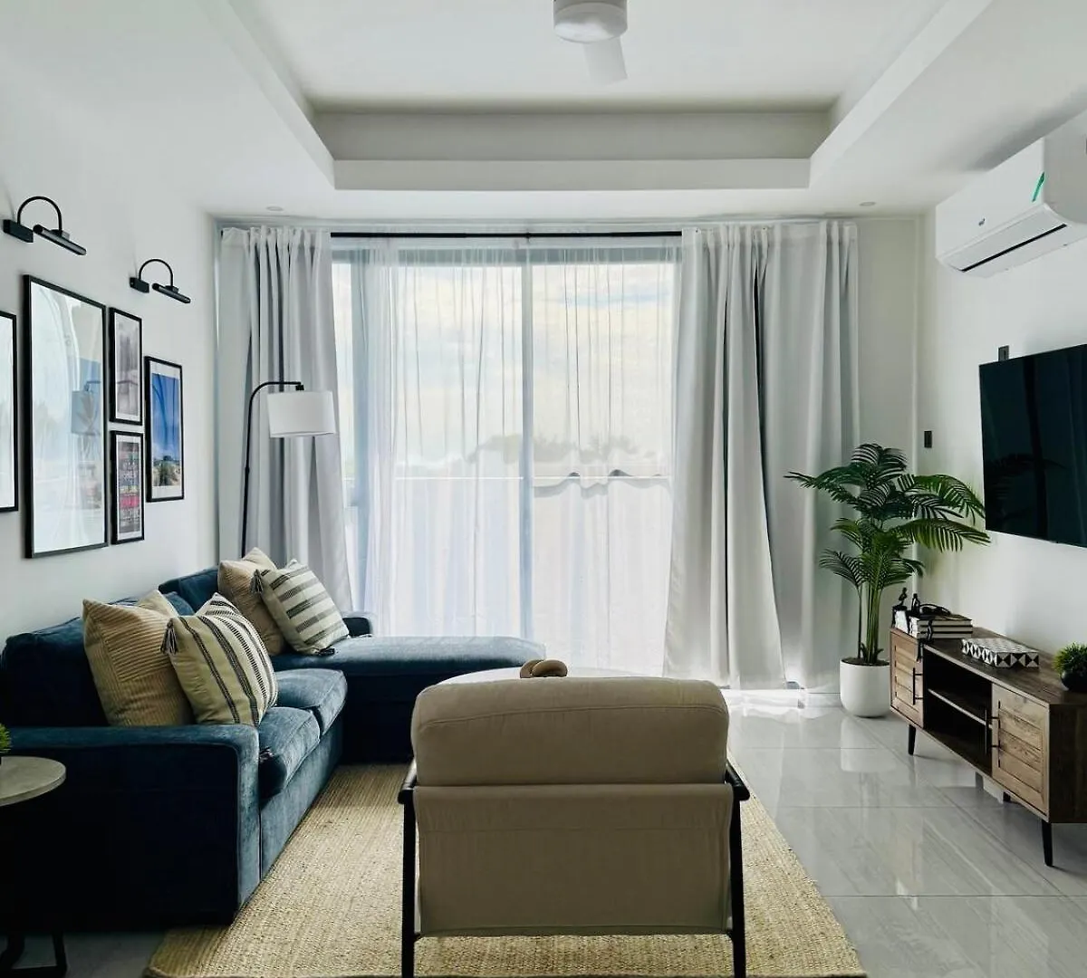 Suite Kingston-Cozy, Modern Apt Apartment Kingston