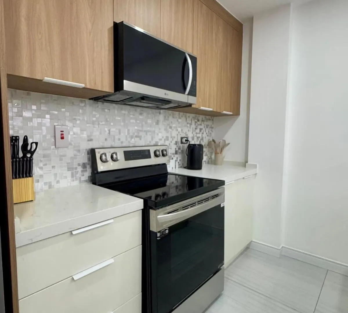 Suite Kingston-Cozy, Modern Apt
