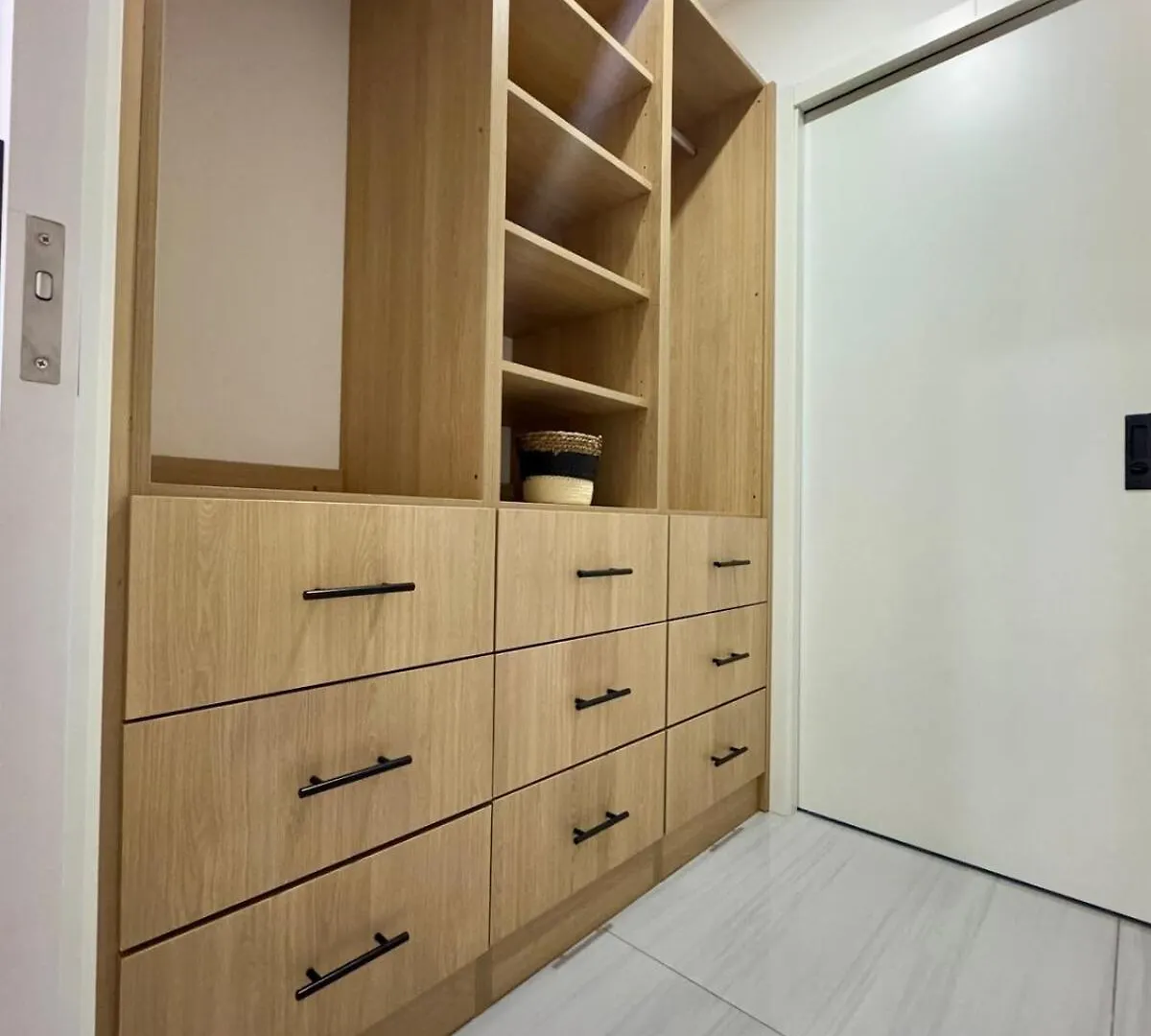 Apartamento Suite Kingston-Cozy, Modern Apt